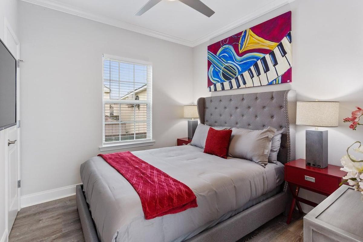 Vcay - Modern 5 Bedroom Near French Quarter! Holiday home New Orleans